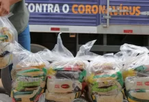 Governador é alvo de buscas da PF em investigação sobre distribuição de cestas básicas