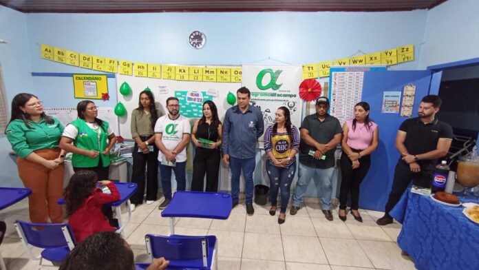 o objetivo de levar educação e qualificação profissional aos produtores rurais