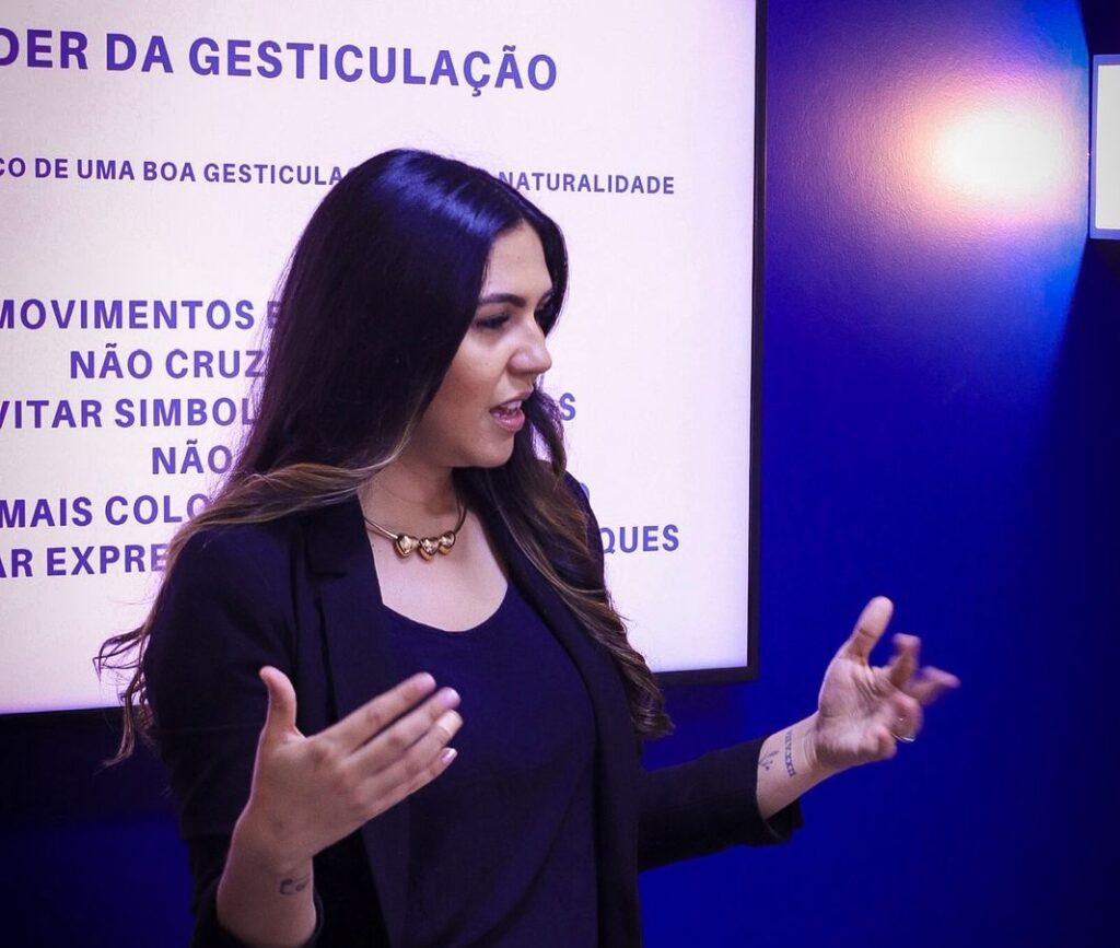A experiência que vai mudar sua forma de falar por dentro e por fora