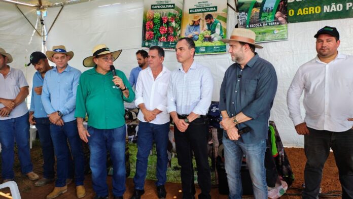 O produtor rural trabalha com muito esforço físico e, muitas vezes, não encontra tempo para cuidar da própria saúde