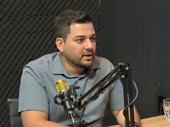 o secretário ressaltou o compromisso da gestão em ampliar o atendimento ao produtor rural