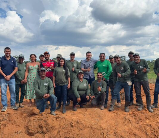 Porto Velho forma novos operadores e fortalece a agricultura familiar com curso gratuito de retroescavadeira 15 novos operadores certificados e mais oportunidades para quem vive e produz no campo
